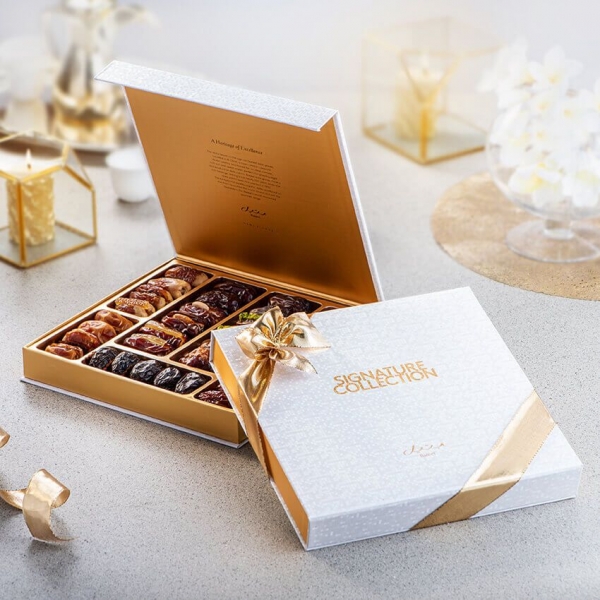 Signature Collection White Box With Assorted Premium Filled Dates-2021